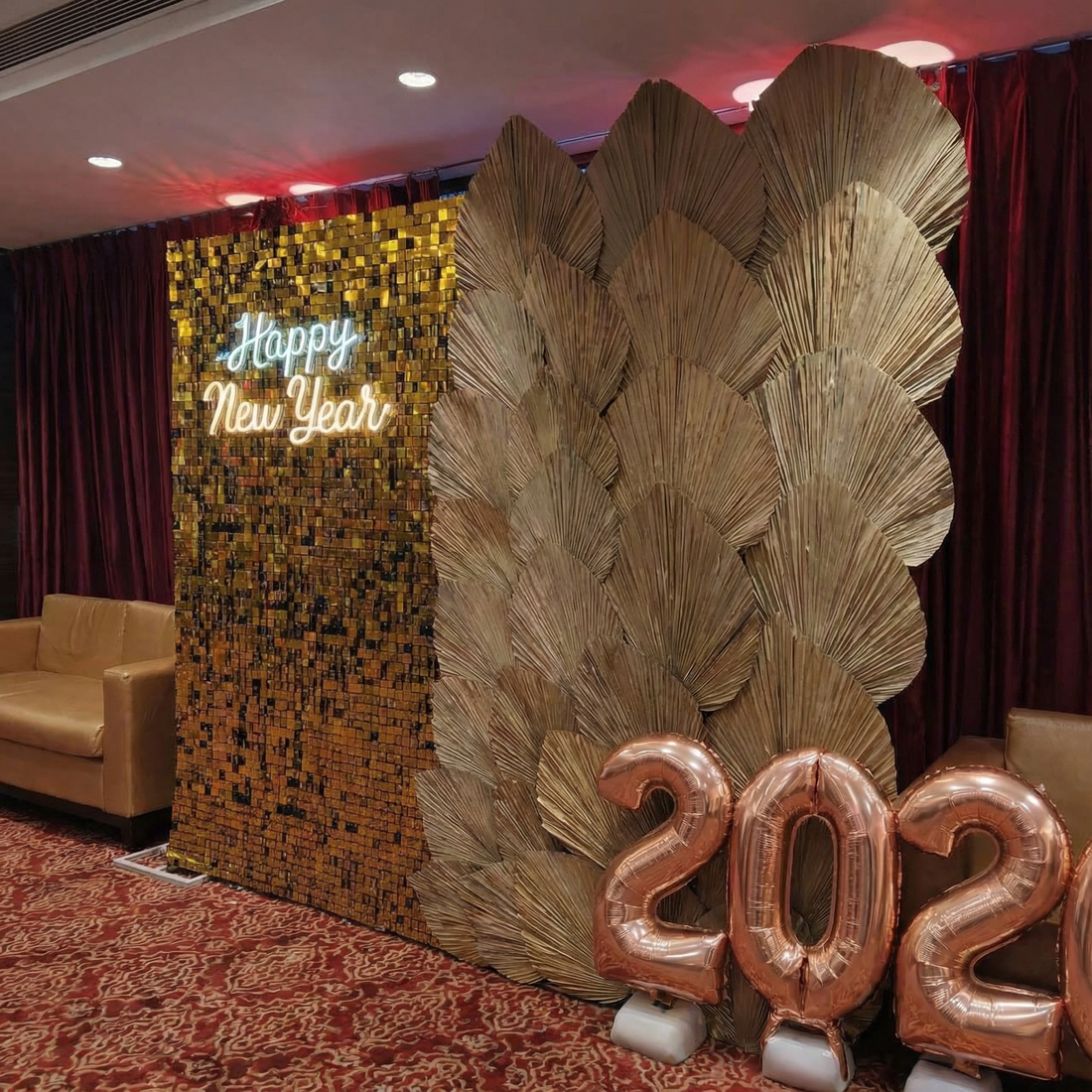Amber Shimmer & Palm New Year Decor