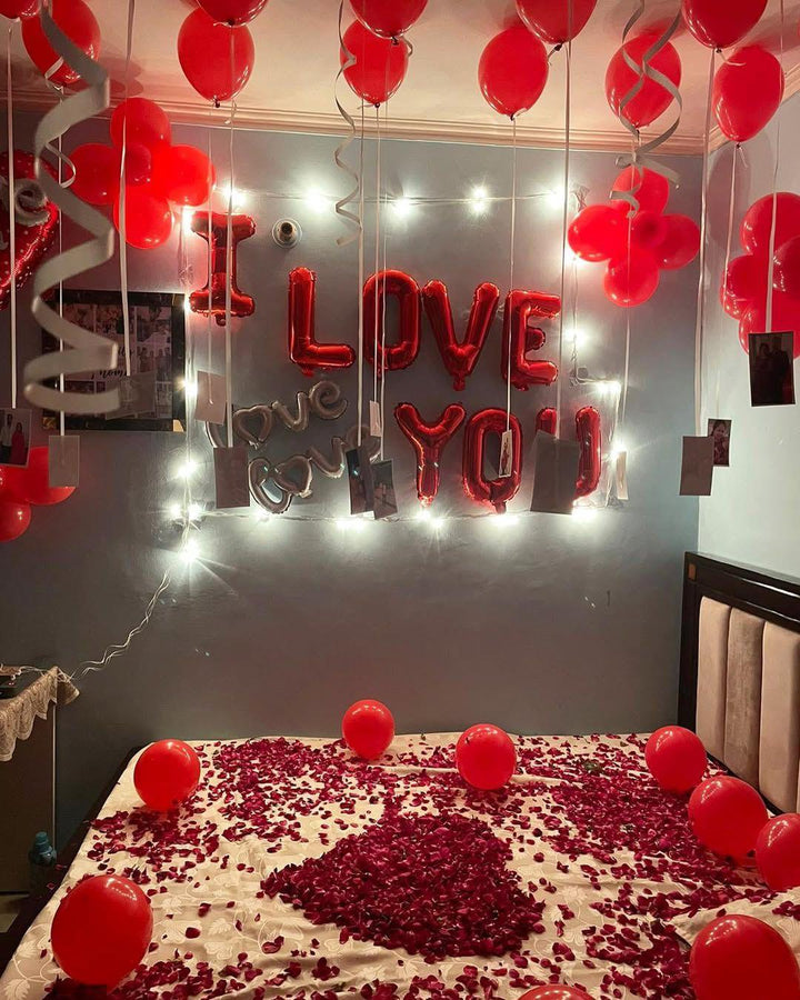Bright proposal decor