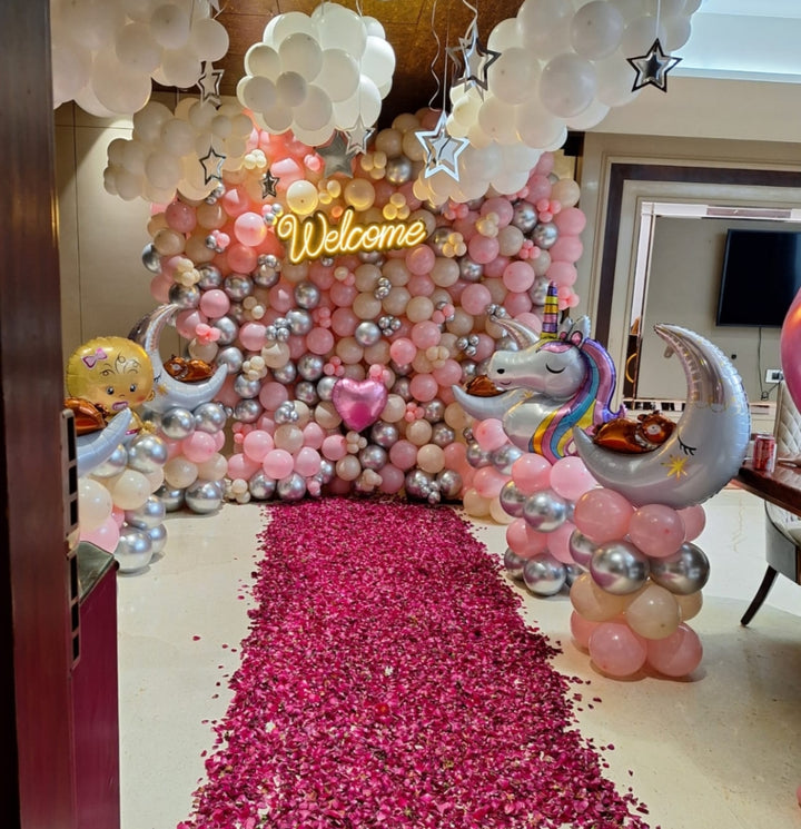 Welcome baby balloon decoration