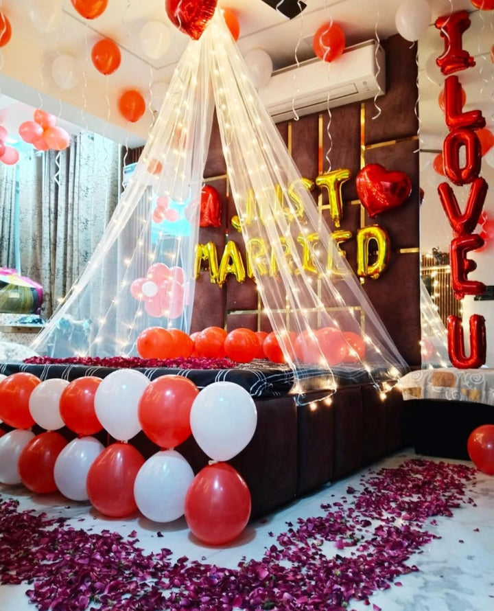 Just married canopy setup