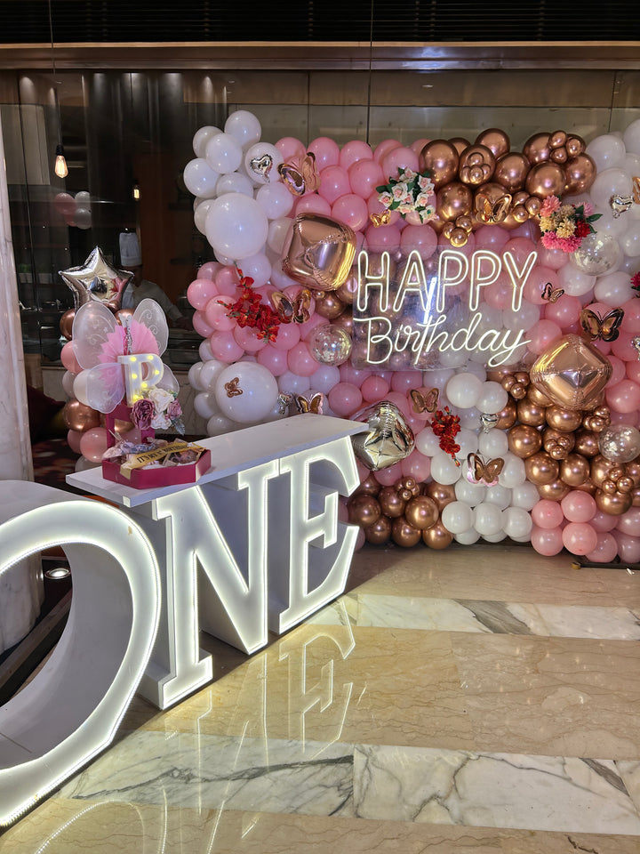 1st birthday balloon wall