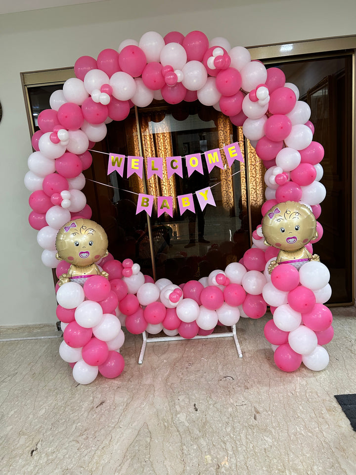 Welcome baby round arch