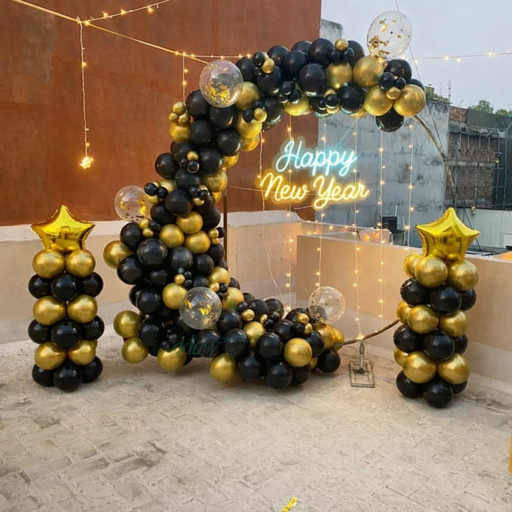 Black & Gold Moonlit Terrace New Year Decor