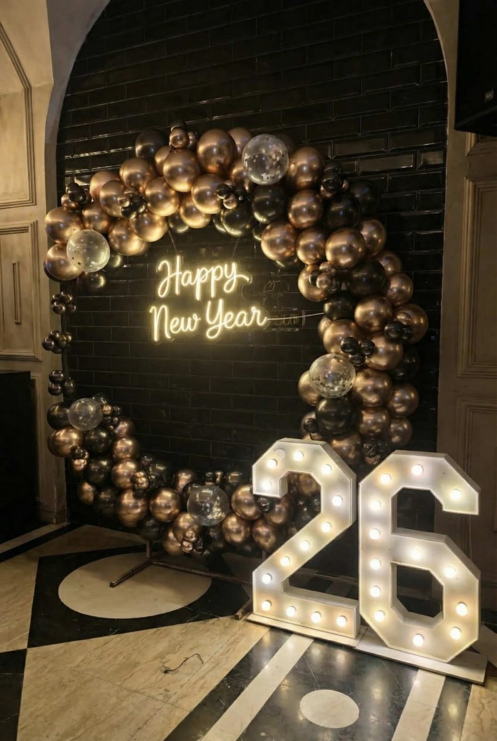 Golden Glow Infinity New Year Set