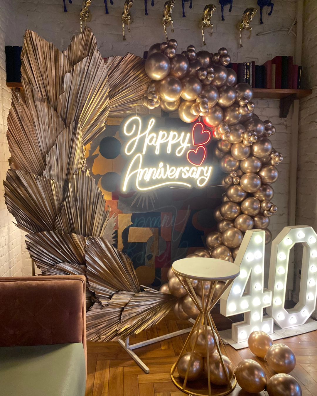 Perfect anniversary arch